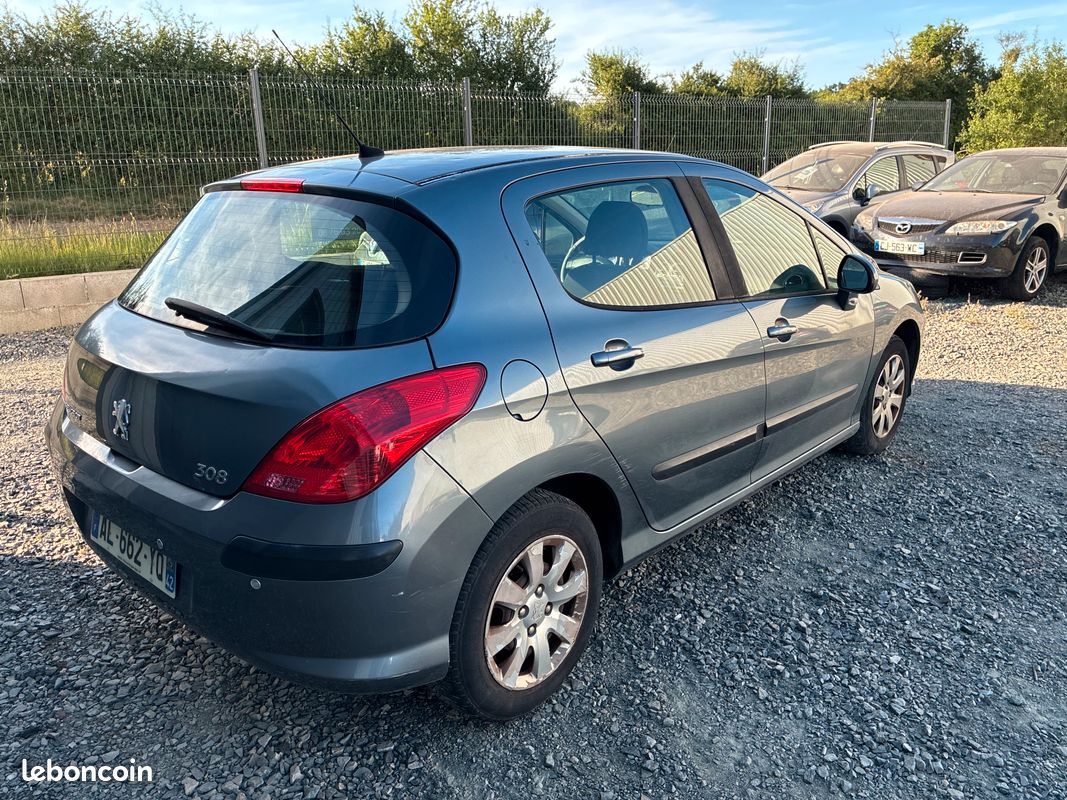 PEUGEOT 308 1.6HDi